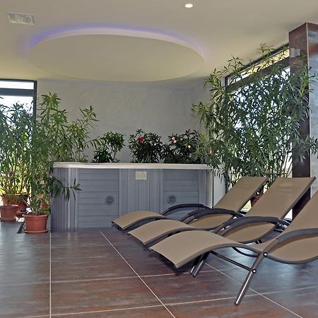 Garden Hotel Medical & Spa Debrecen Luaran gambar